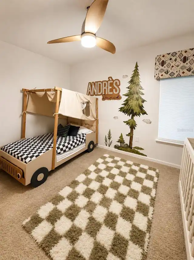 Listing Photo 17