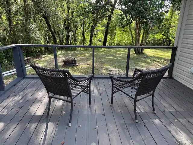 Listing Photo 11