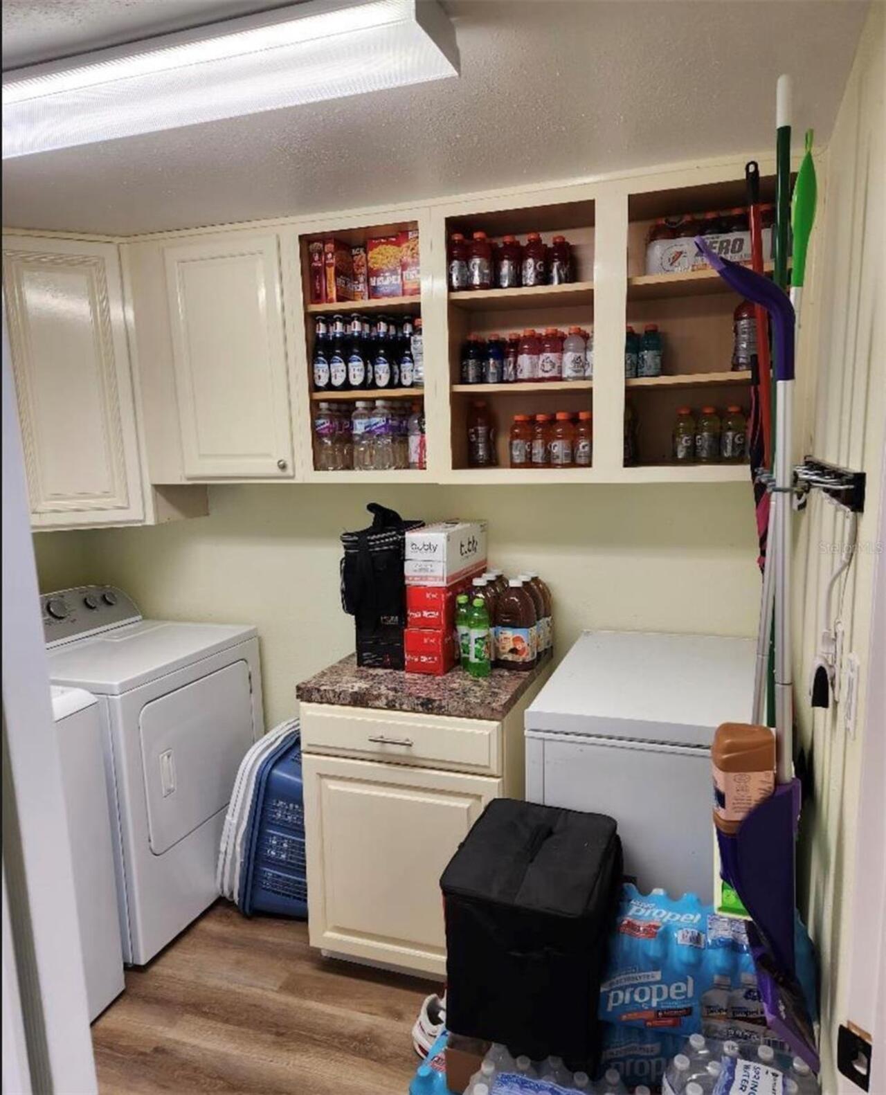 Listing Photo 8