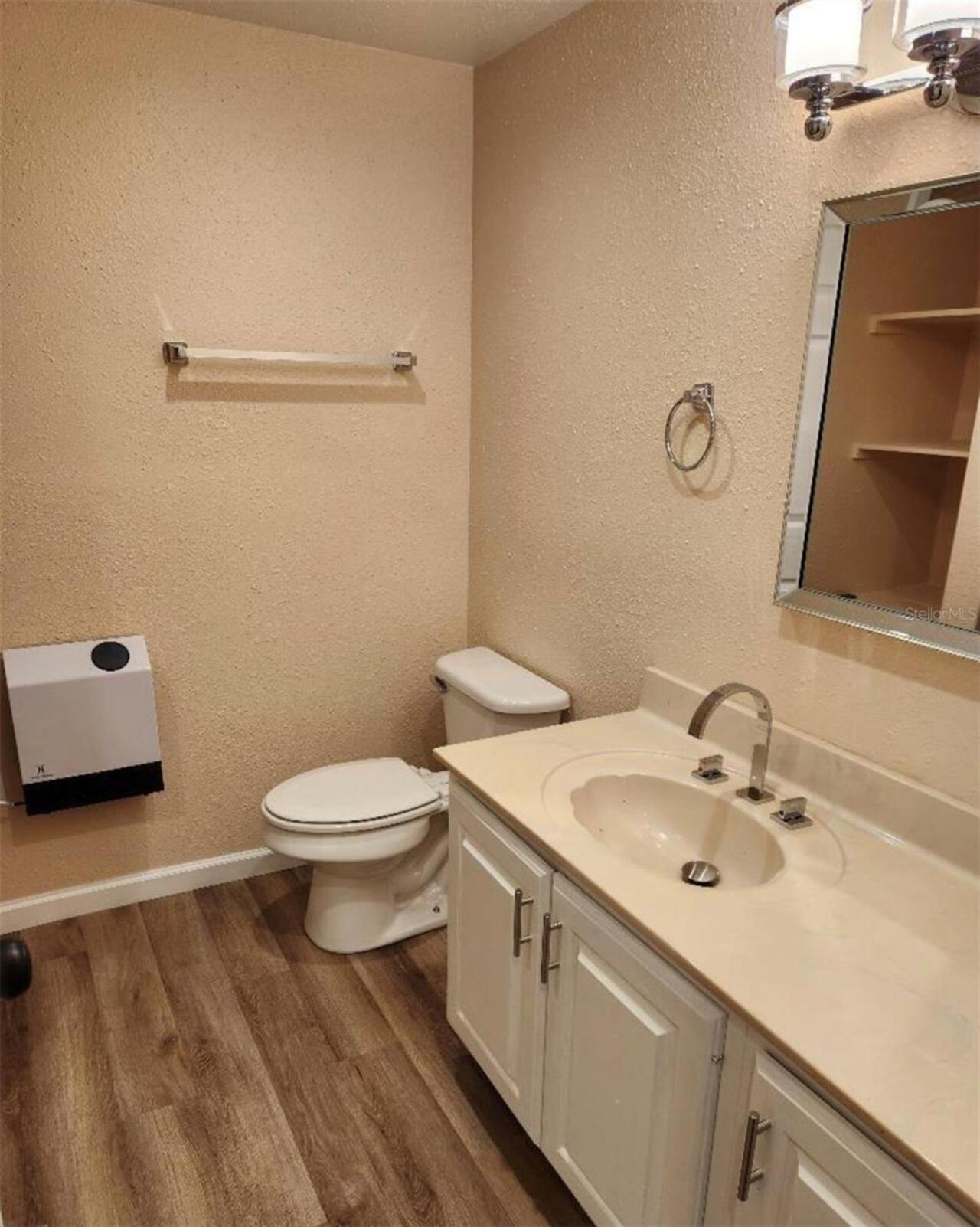 Listing Photo 13