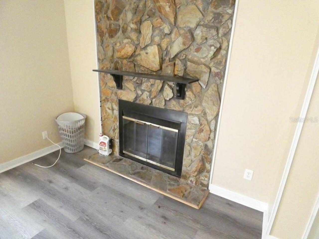 Listing Photo 7