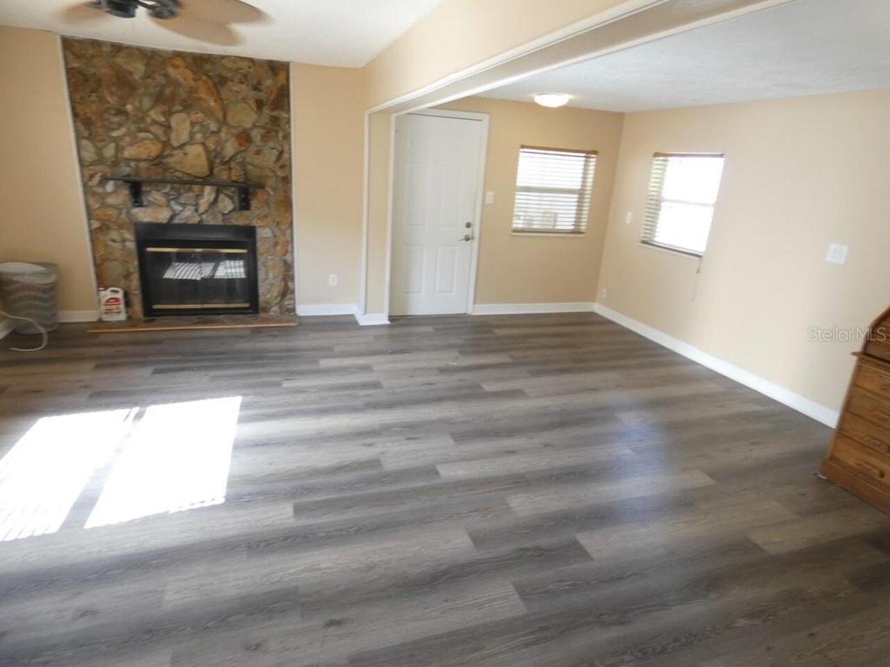 Listing Photo 16