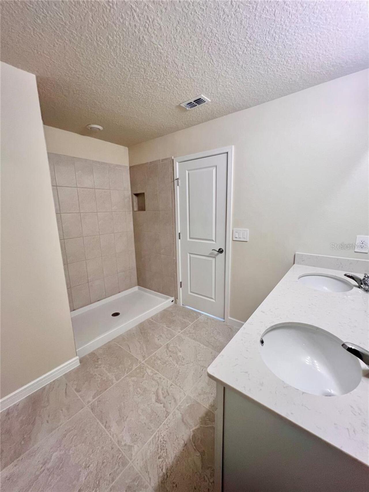 Listing Photo 24