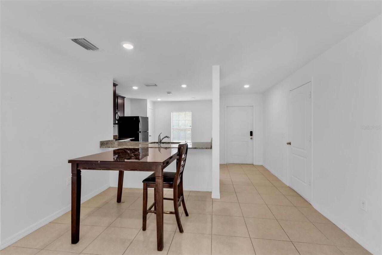 Listing Photo 8