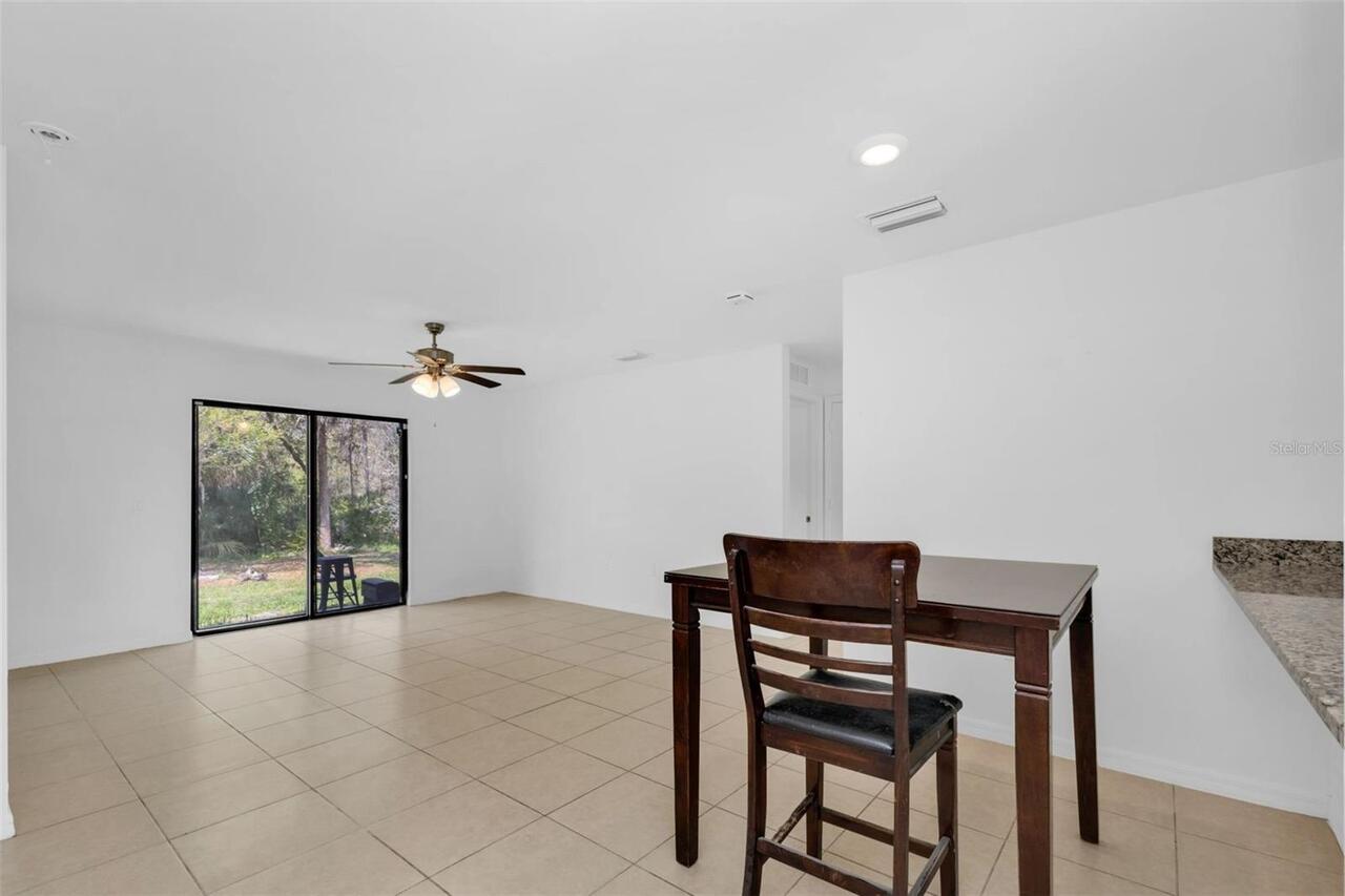Listing Photo 14