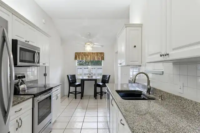 Listing Photo 16