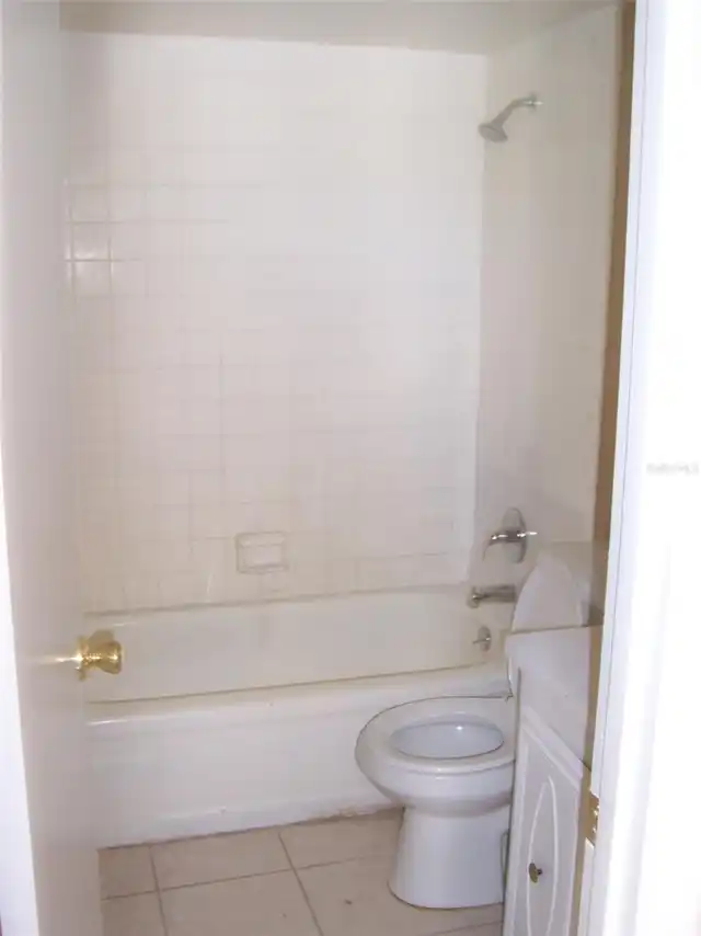 Listing Photo 10