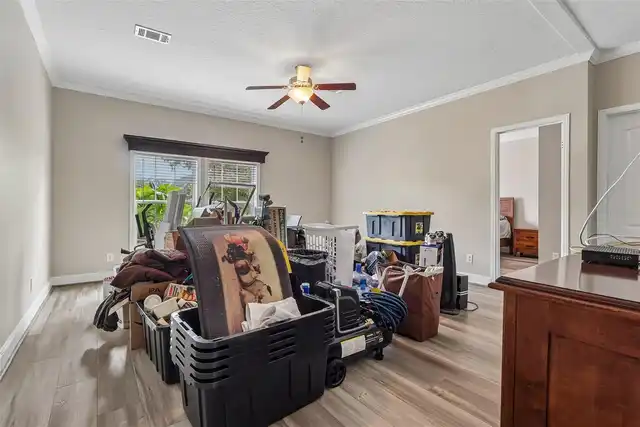 Listing Photo 31