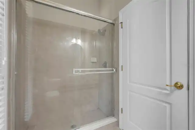 Listing Photo 37