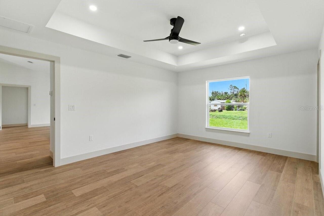 Listing Photo 20