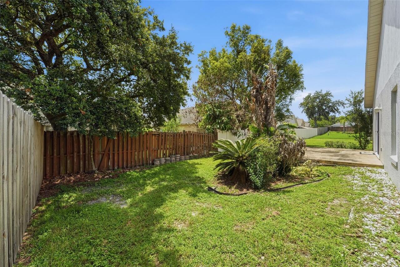 Listing Photo 8