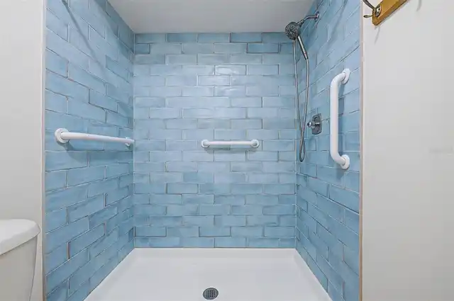 Listing Photo 21