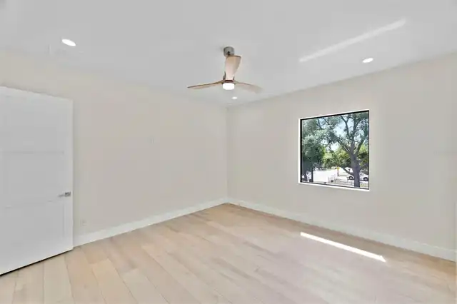 Listing Photo 41
