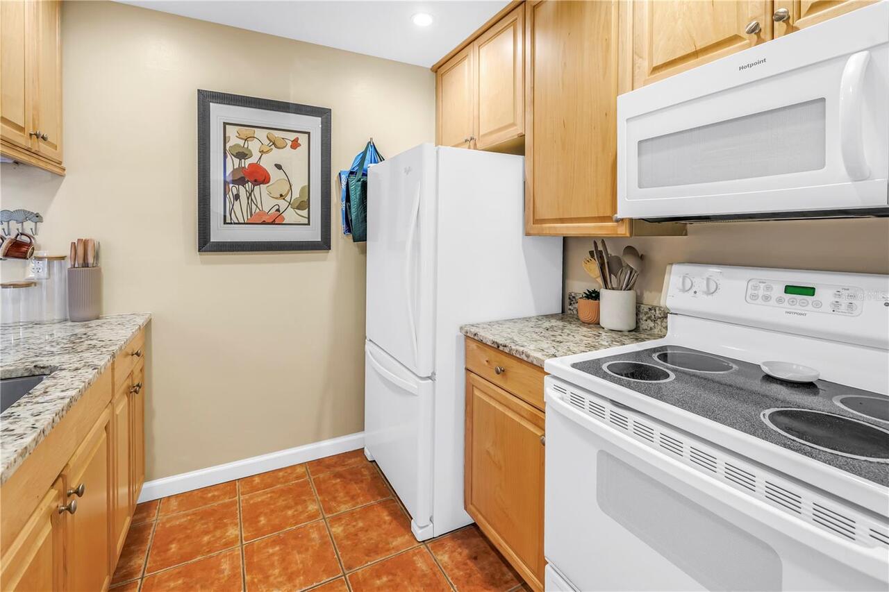 Listing Photo 6