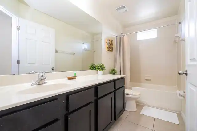 Listing Photo 15