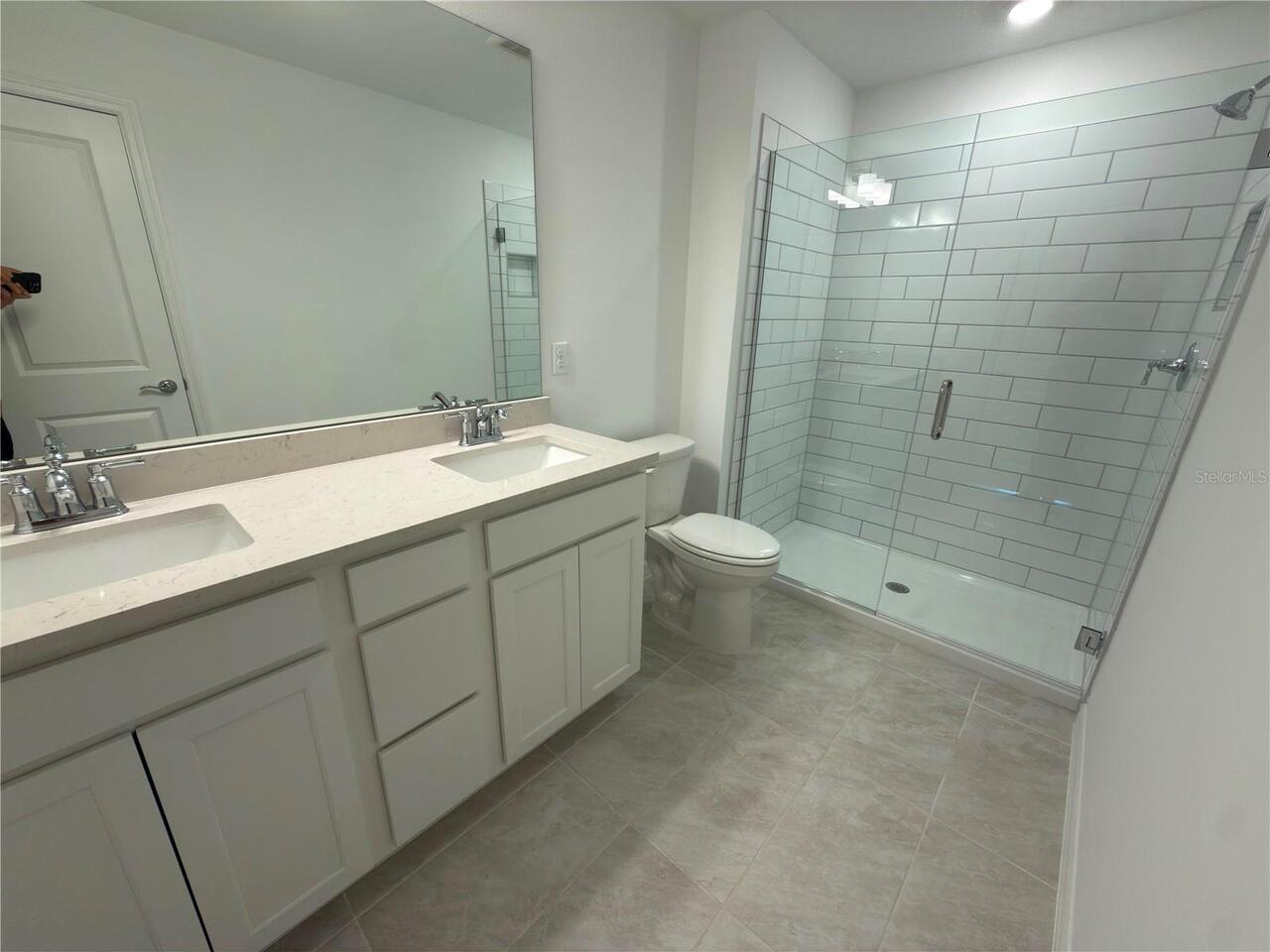Listing Photo 9