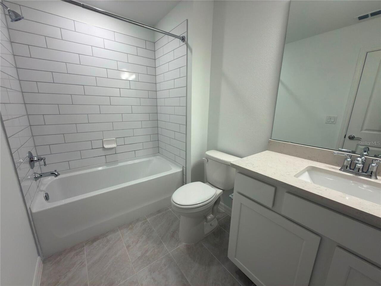 Listing Photo 14