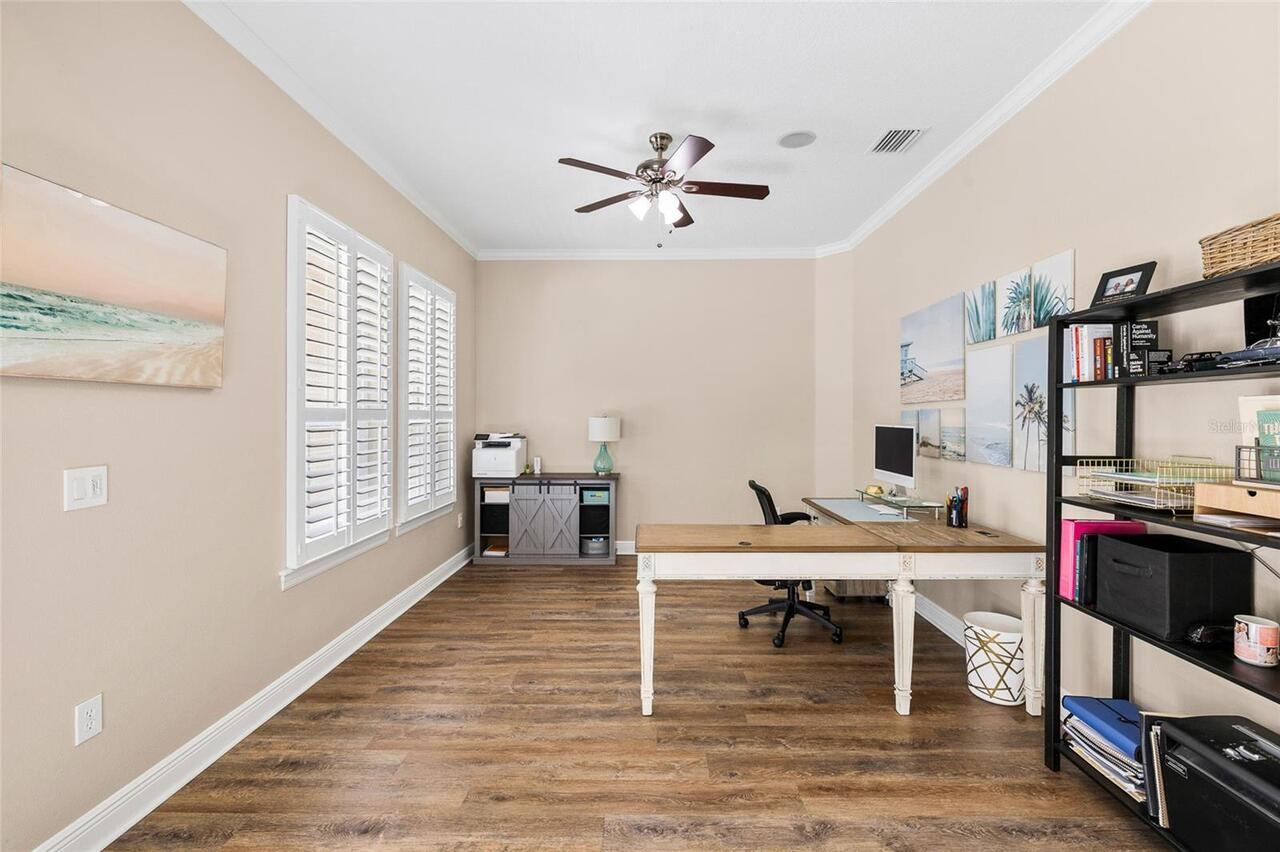 Listing Photo 10