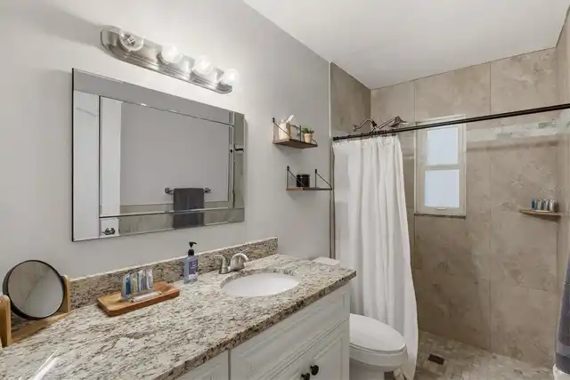Listing Photo 23