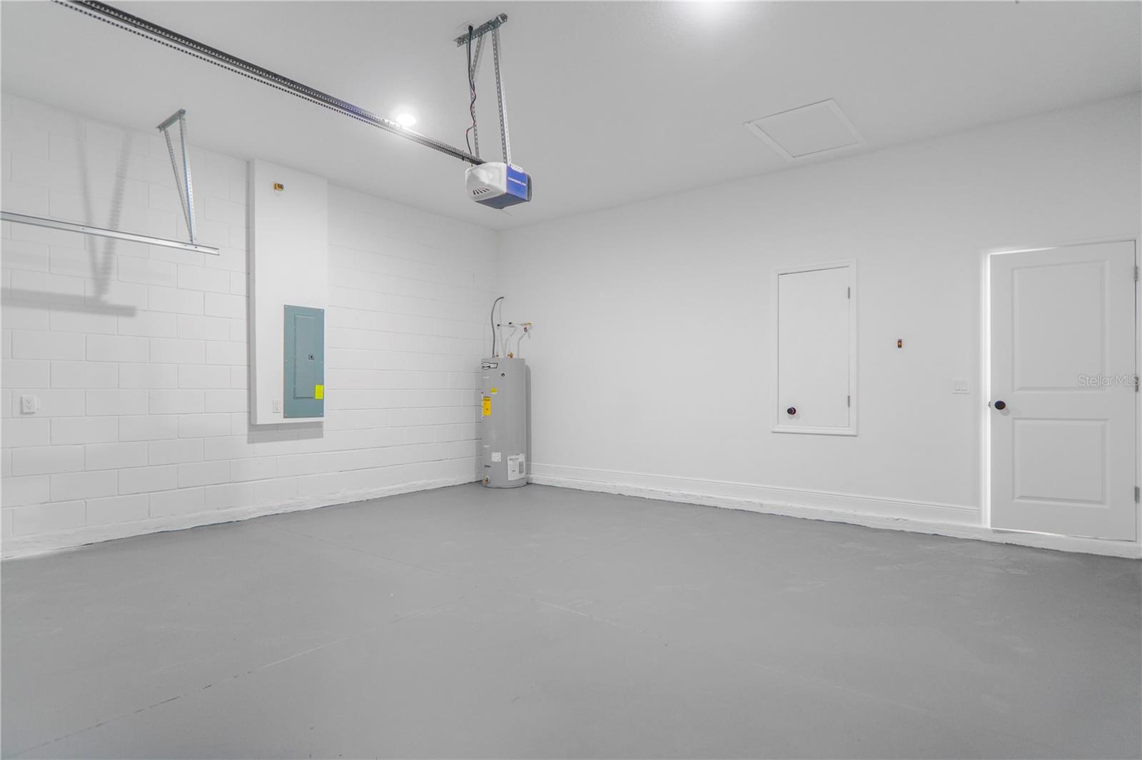 Listing Photo 12