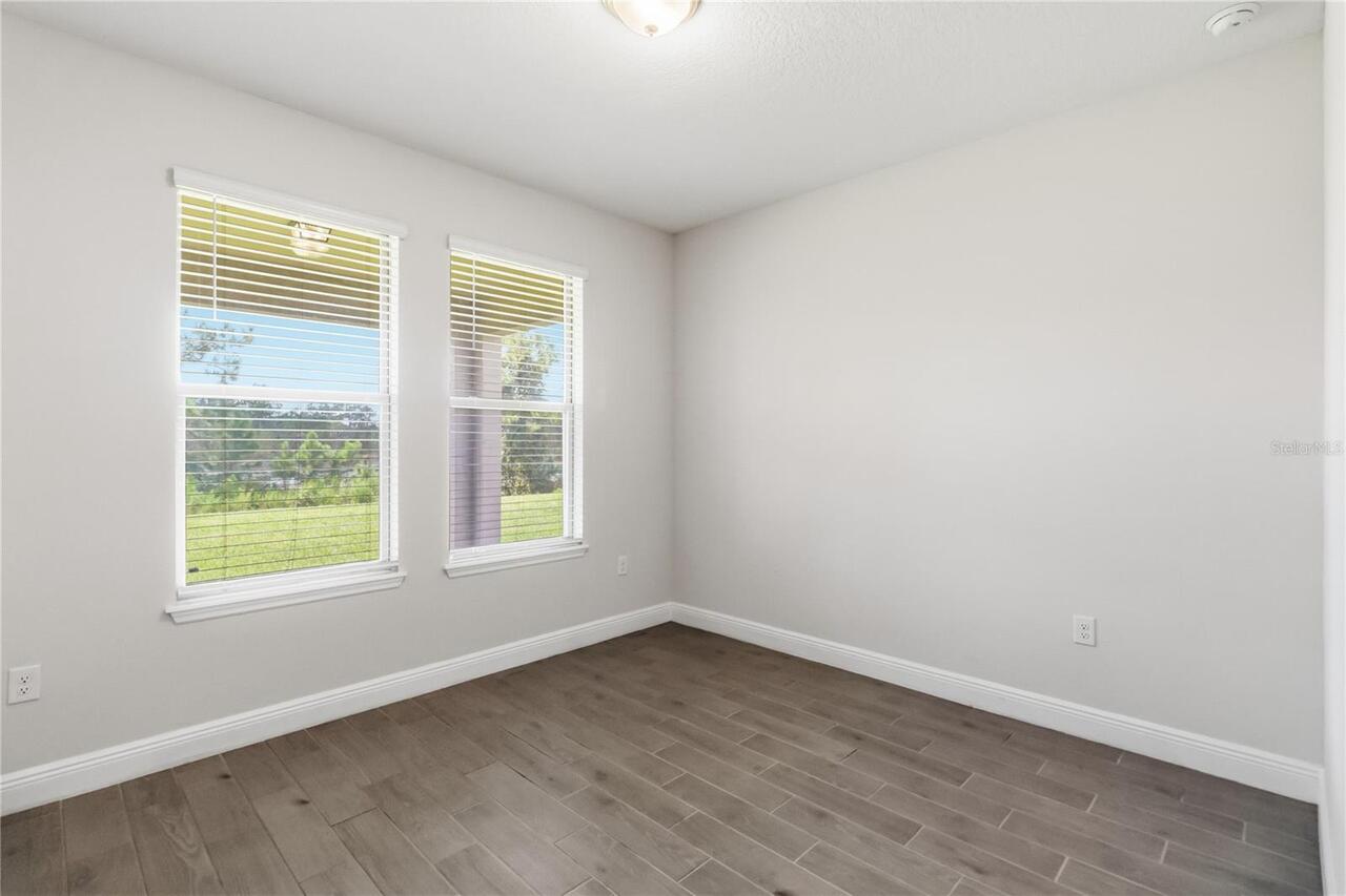 Listing Photo 28