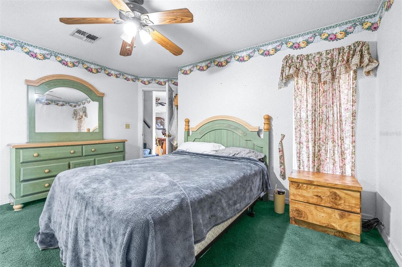 Listing Photo 10