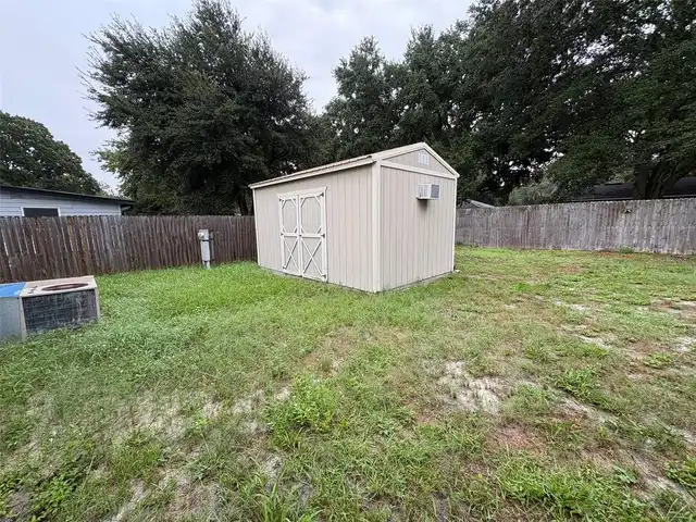 Listing Photo 7