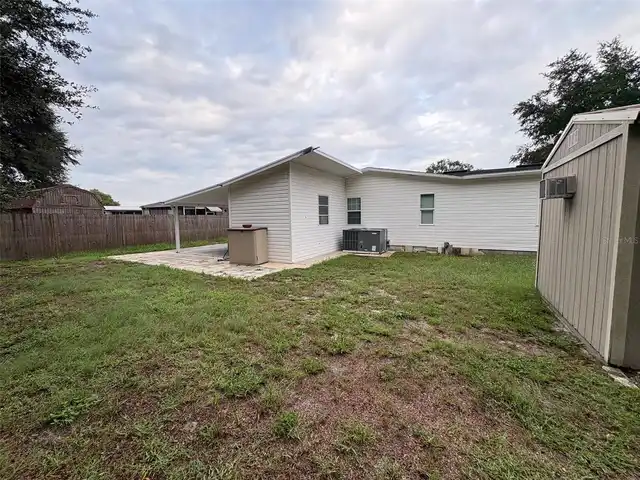 Listing Photo 8
