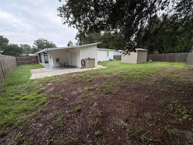 Listing Photo 9