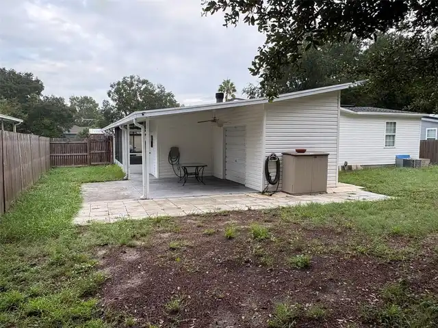 Listing Photo 10