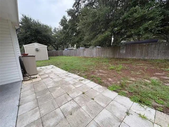 Listing Photo 12