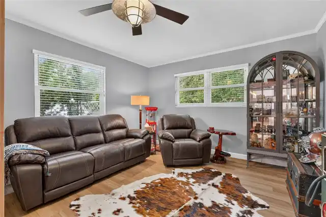 Listing Photo 28