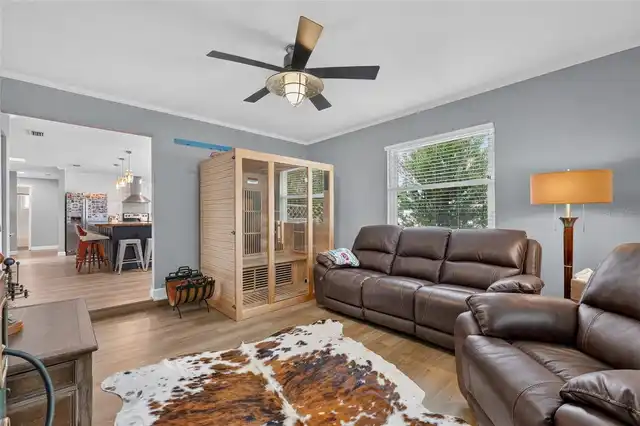 Listing Photo 29