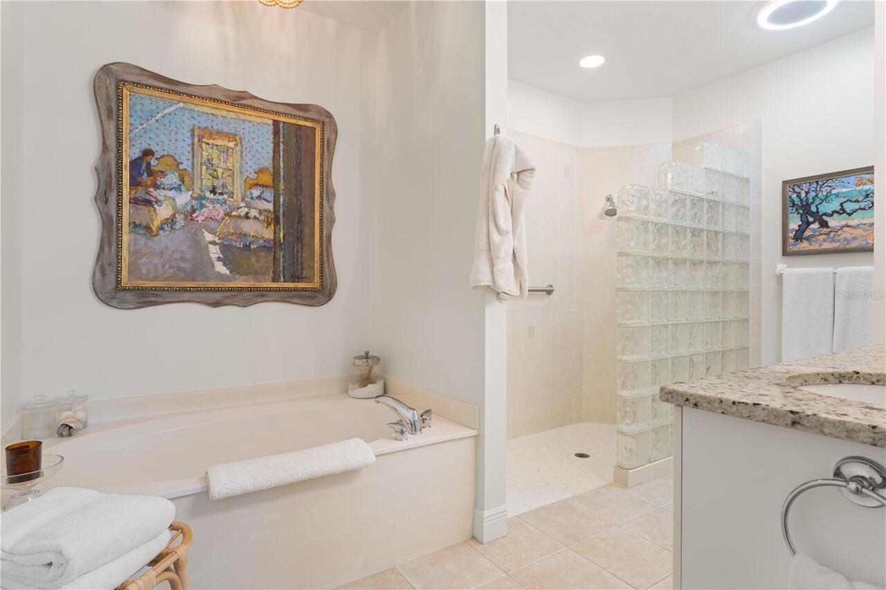 Listing Photo 42