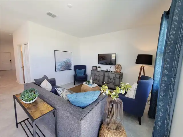 Listing Photo 7