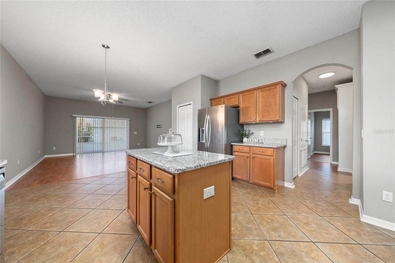 Listing Photo 16