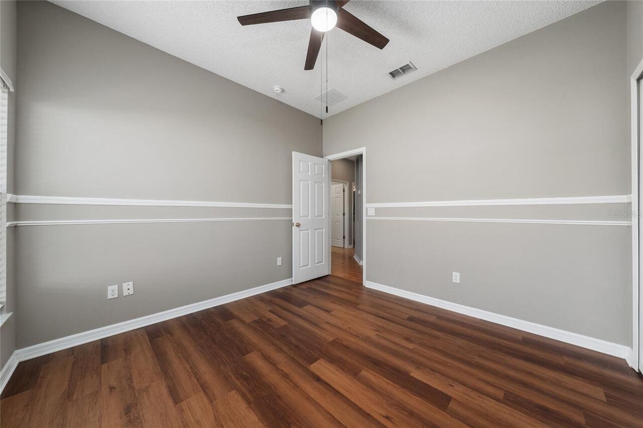 Listing Photo 23