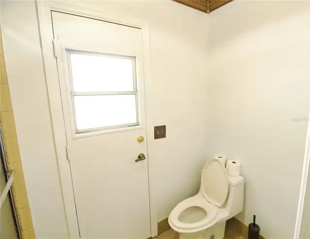 Listing Photo 16