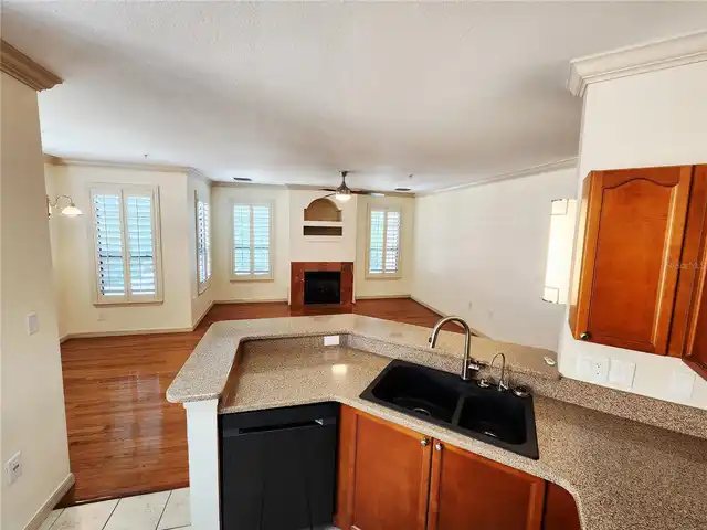 Listing Photo 7