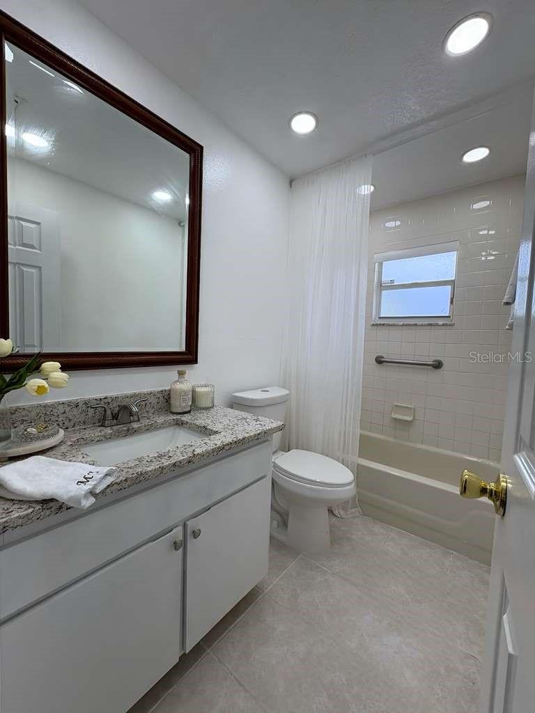 Listing Photo 9