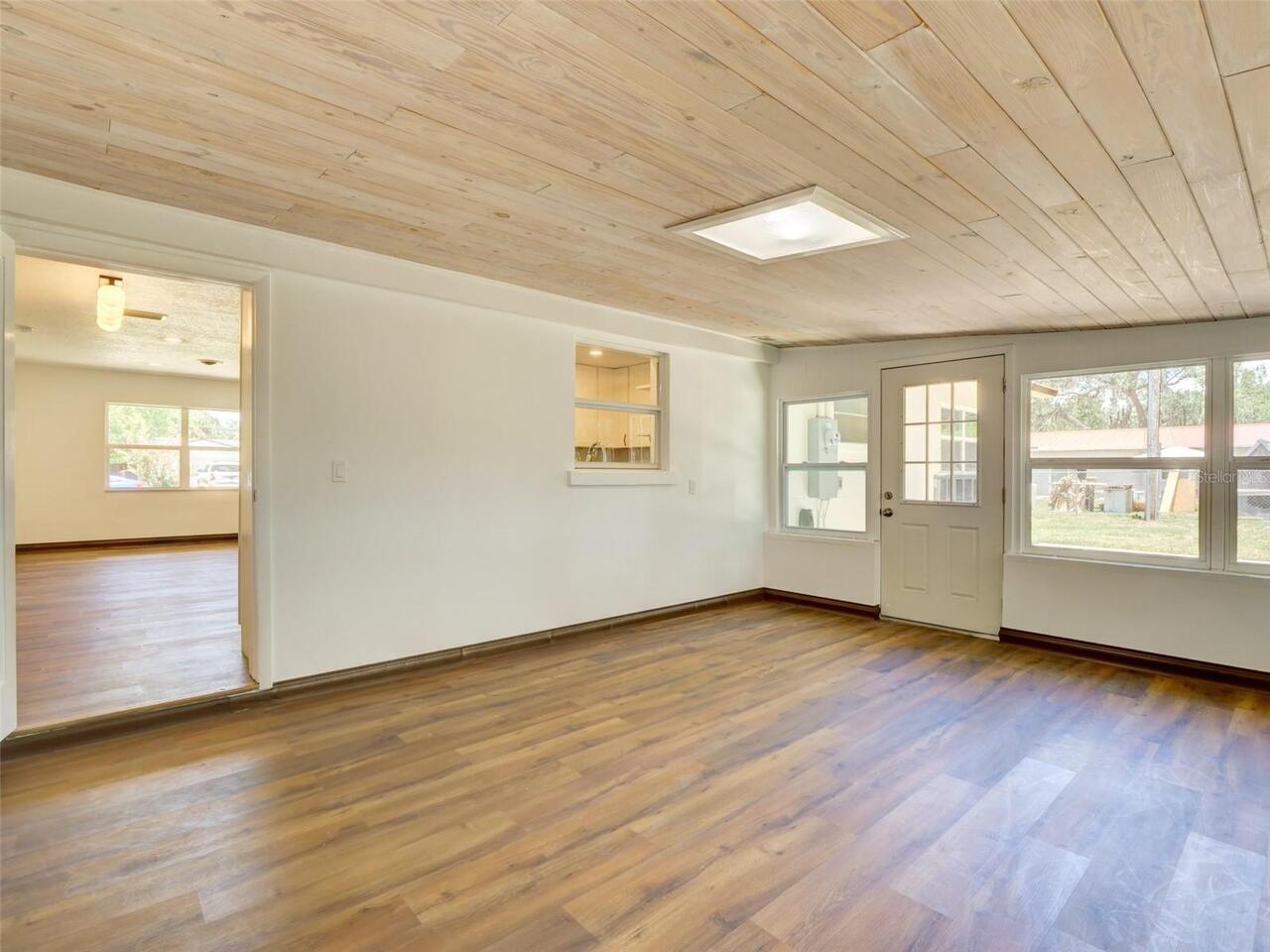 Listing Photo 23