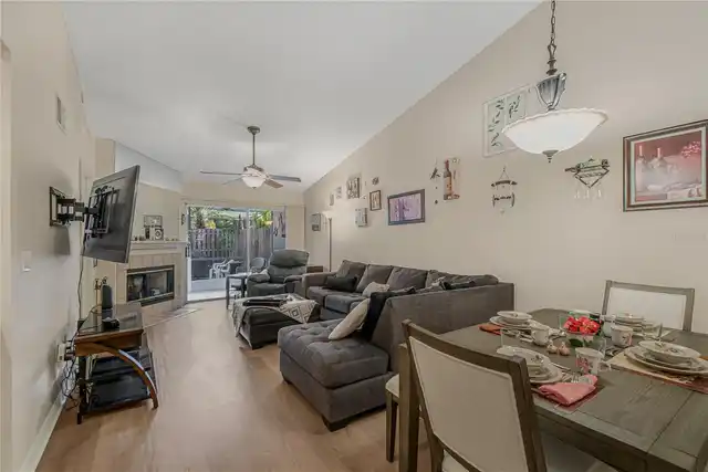 Listing Photo 14