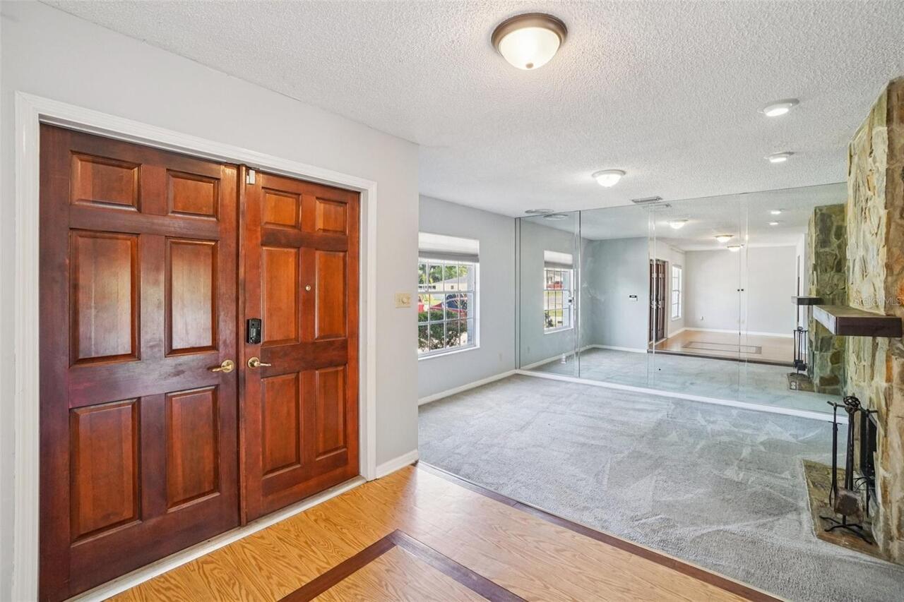 Listing Photo 8