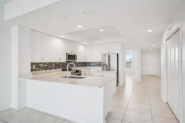 Listing Photo 17