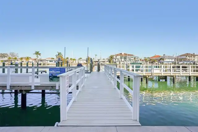 Listing Photo 33