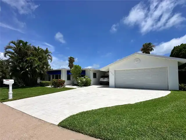 Treasure Island Real Estate