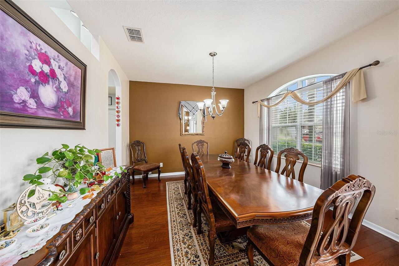 Listing Photo 9