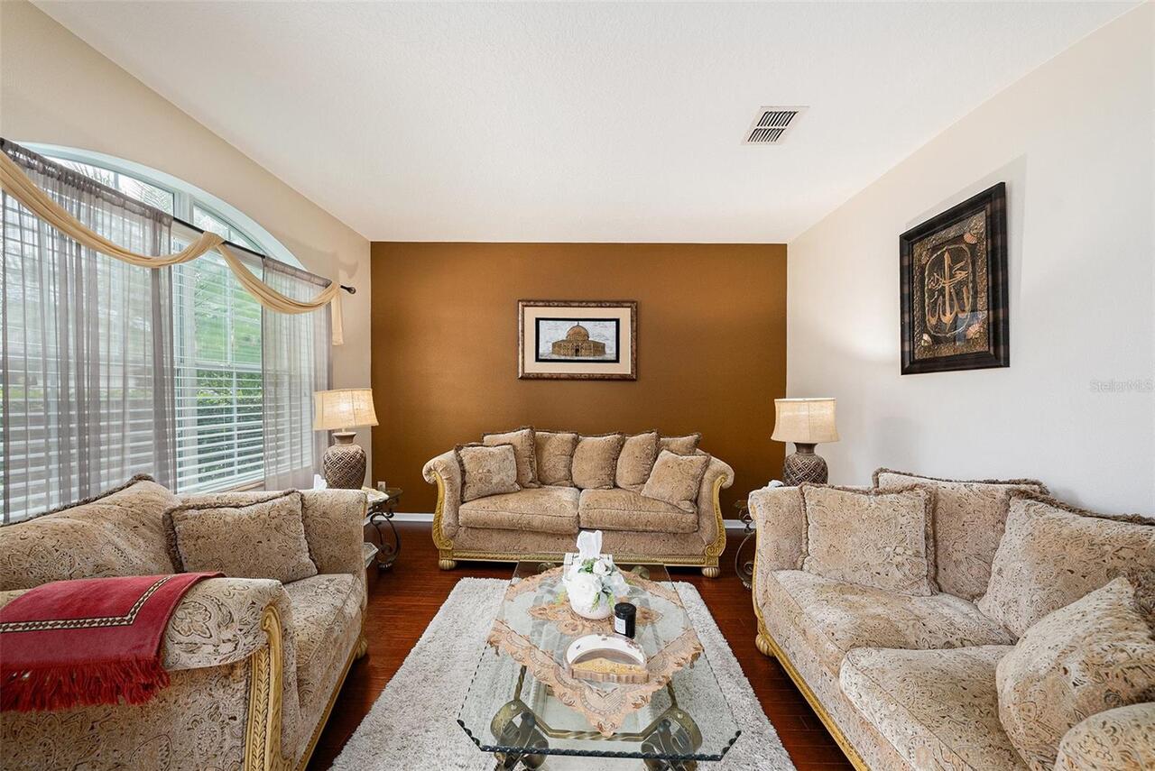 Listing Photo 23