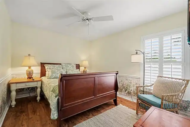 Listing Photo 28