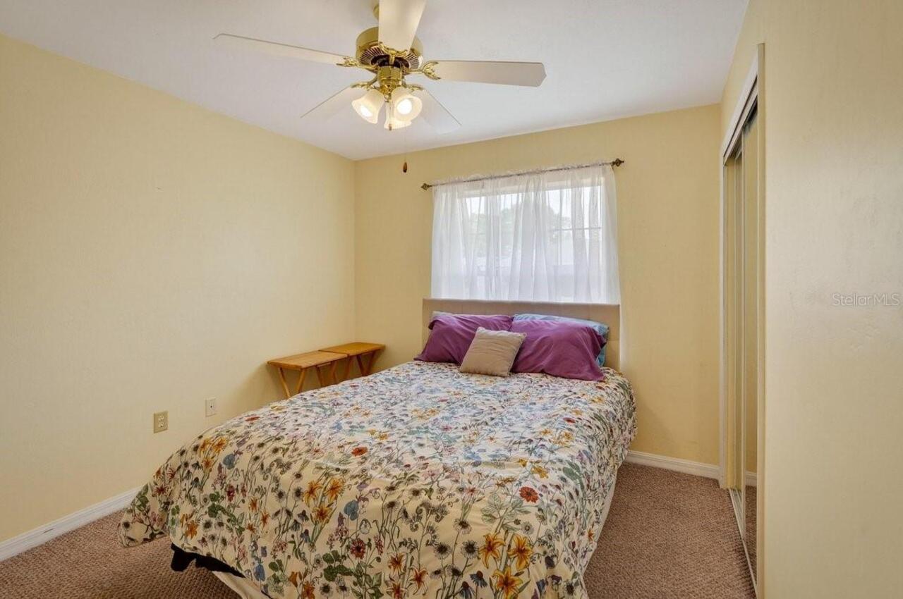 Listing Photo 12